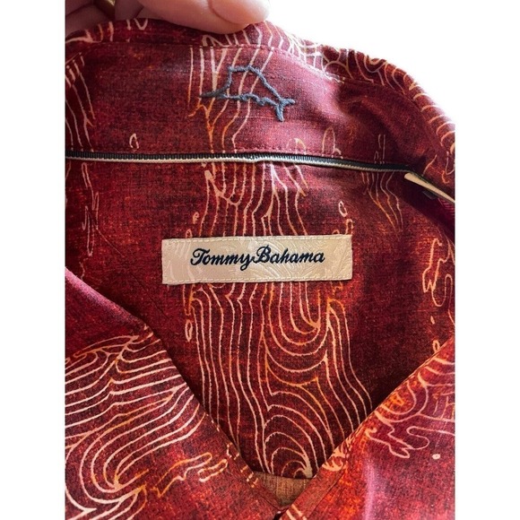 Tommy Bahama Hawaiian Camp Shirt 2XL Red Swordfish Palm Trees Silk Blend Coastal - Picture 8 of 10
